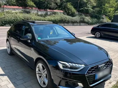 Gebraucht Audi A4 163 PS (119 kW) 2021 Schwarz Kombi