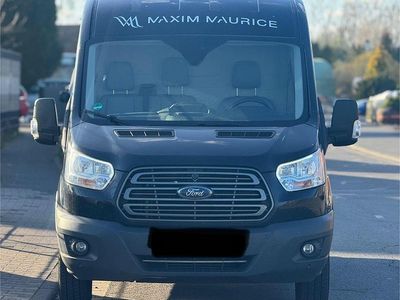 Gebraucht Ford Transit Trend 131 PS (96 kW) 2017 Schwarz Van / Kleinbus