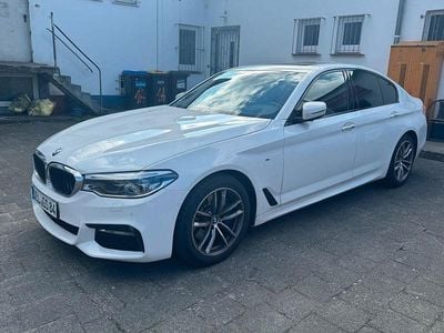 Gebraucht BMW 530 Sport Line 265 PS (194 kW) 2017 Weiß Limousine