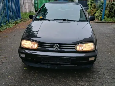 Brugt VW Golf Cabriolet 101 HK (74 kW) 1997 Sort Cabriolet