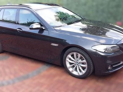 Second-hand BMW 520 Luxury Line 190 CP (139 kW) 2015 Gri Break