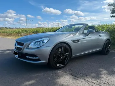 Gebraucht Mercedes SLK350 306 PS (225 kW) 2011 Grau Cabrio