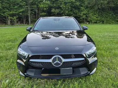Gebraucht Mercedes A200 163 PS (119 kW) 2019 Schwarz Limousine