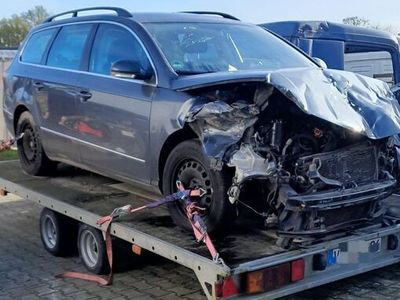 gebraucht VW Passat 3C Kombi 2.0 TDI Unfall