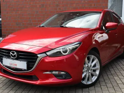 Gebraucht Mazda 3 Sports-Line 105 PS (77 kW) 2017 Rot Limousine