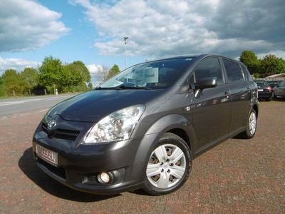 Grau Gebraucht 2009 Toyota Corolla Verso Sol Van / Kleinbus | 5.450 € (Teuer)
