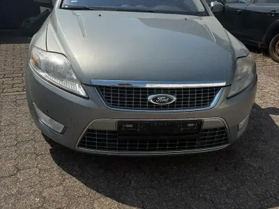 Gebraucht Ford Mondeo 140 PS (102 kW) 2009 Grau Kombi