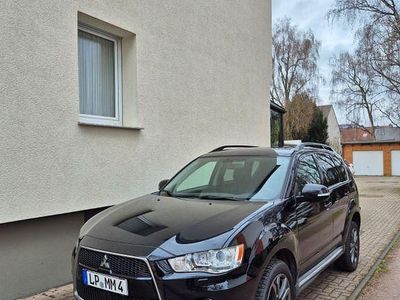 Gebraucht Mitsubishi Outlander 185 PS (136 kW) 2011 Schwarz SUV