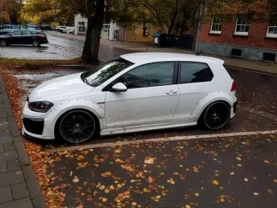 Gebraucht VW Golf VII GTI 220 PS (161 kW) 2015 Weiß Limousine