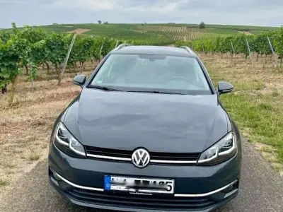 Gebraucht VW Golf VII United 150 PS (110 kW) 2020 Grau Kombi