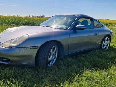 Porsche 911 Carrera 4