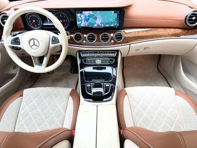 Gebraucht Mercedes E220 194 PS (142 kW) 2016 Braun Limousine
