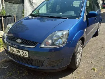 Gebraucht Ford Fiesta 80 PS (58 kW) 2007 Blau Kleinwagen