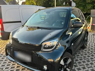 Używany Smart ForTwo Electric Drive 50 kW (68 KM) 2021 Czarny Kabriolet
