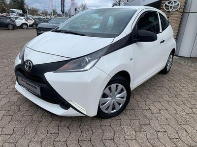 Usata Toyota Aygo Business Edition 69 CV (50 kW) 2017 Bianco Utilitaria