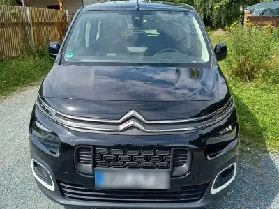 Gebraucht Citroën Berlingo Feel 110 PS (80 kW) 2021 Schwarz Van / Kleinbus