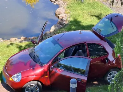 Gebraucht Ford Ka 69 PS (50 kW) 2005 Rot Kleinwagen