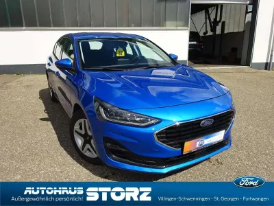 Używany Ford Focus Cool & Connect 125 KM (91 kW) 2022 Niebieski Kombi