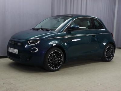 gebraucht Fiat 500e Cabrio by Bocelli 42 kWh UVP 44.430,00 € Totwinkel-Assistent, 360°-“Drone View”-Parksensoren, 17"-Leichtmetallfelgen mit Diamantfinish, Beheizbare Vordersitze; Kabelloses Smartphone-Ladepad, Winter Paket: Auflagefläche der Frontscheib