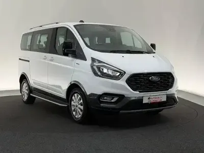 Gebraucht Ford Tourneo Custom Active 131 PS (96 kW) 2022 Weiß Van