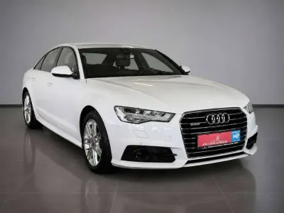 Gebraucht Audi A6 Sport 272 PS (200 kW) 2019 Gletscherweiß metallic Limousine