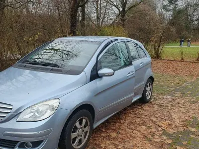 Gebraucht Mercedes B170 116 PS (85 kW) 2006 Blau Van / Kleinbus