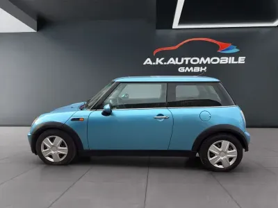 Używany Mini Cooper 116 KM (85 kW) 2005 Niebieski Hatchback