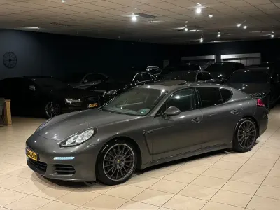 Gebraucht Porsche Panamera 300 PS (220 kW) 2014 Grau Kleinwagen
