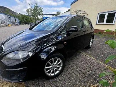 Gebraucht Seat Altea Style 125 PS (91 kW) 2009 Negro magico Kombi