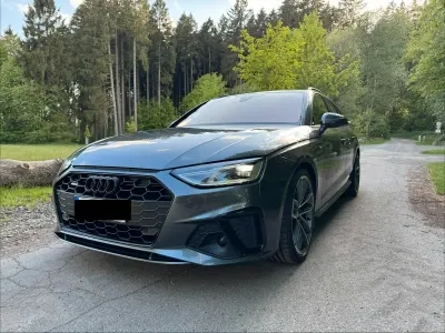 Gebraucht Audi A4 S-Line 190 PS (139 kW) 2020 Grau Kombi