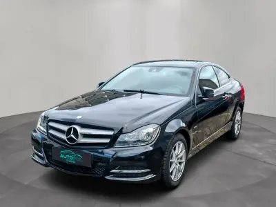 Używany Mercedes C180 Avantgarde 156 KM (114 kW) 2011 Czarny Coupe
