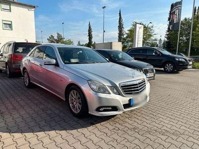 Mercedes E200