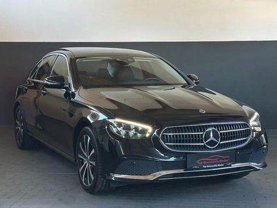 Second-hand Mercedes E300 194 CP (142 kW) 2022 Negru Berlinǎ