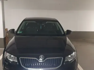 Gebraucht Skoda Octavia 150 PS (110 kW) 2015 Schwarz Kombi