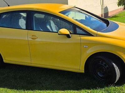Gelb Gebraucht 2006 Seat Leon Limousine | 1.500 € (Fairer Preis)