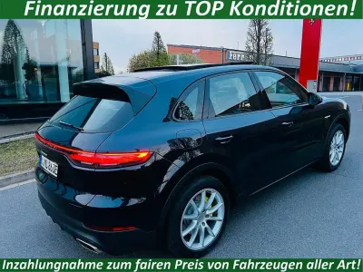 Używany Porsche Cayenne 340 KM (250 kW) 2021 Niebieski SUV
