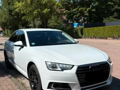 Gebraucht Audi A4 Ambiente 190 PS (139 kW) 2016 Weiß Limousine