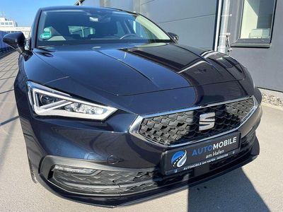 Usata Seat Leon Style 110 CV (80 kW) 2022 Blu Berlina