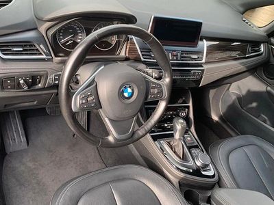 Gebraucht BMW 225 Active Tourer Luxury Line 224 PS (164 kW) 2017 Blau Van / Kleinbus