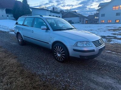 Gebraucht VW Passat 131 PS (96 kW) 2002 Silber Kombi