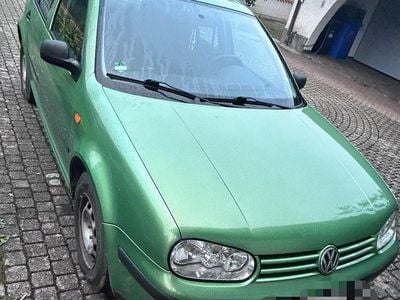 VW Golf IV