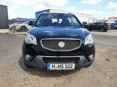 Usata SsangYong Korando Sapphire 175 CV (128 kW) 2011 Nero SUV