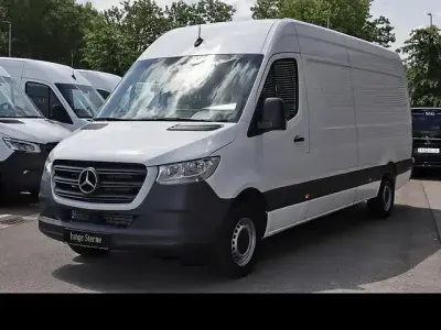 Gebraucht Mercedes Sprinter 170 PS (125 kW) 2024 Andere Van