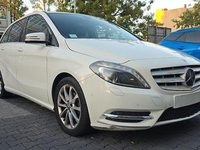 Mercedes B180