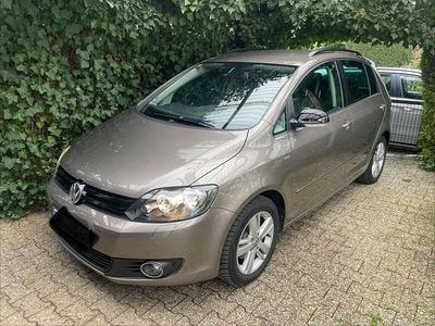 Gebraucht VW Golf VII Match 105 PS (77 kW) 2012 Bronze Limousine