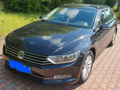 Gebraucht VW Passat Comfortline 150 PS (110 kW) 2018 Schwarz Kombi