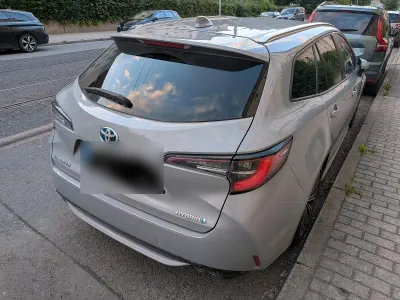 Gebraucht Toyota Corolla Hybrid 184 PS (135 kW) 2020 Grau Kombi