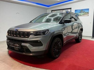 Gebraucht Jeep Compass Limited 131 PS (96 kW) 2022 Grün SUV