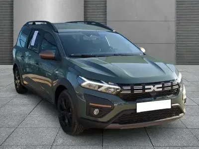 Nowe Dacia Jogger Extreme 141 KM (103 kW) 2025 Zielony Minivan