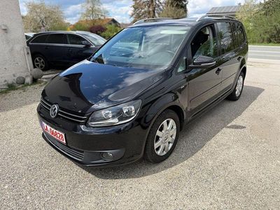 Second-hand VW Touran Life 140 CP (102 kW) 2013 Negru Monovolum